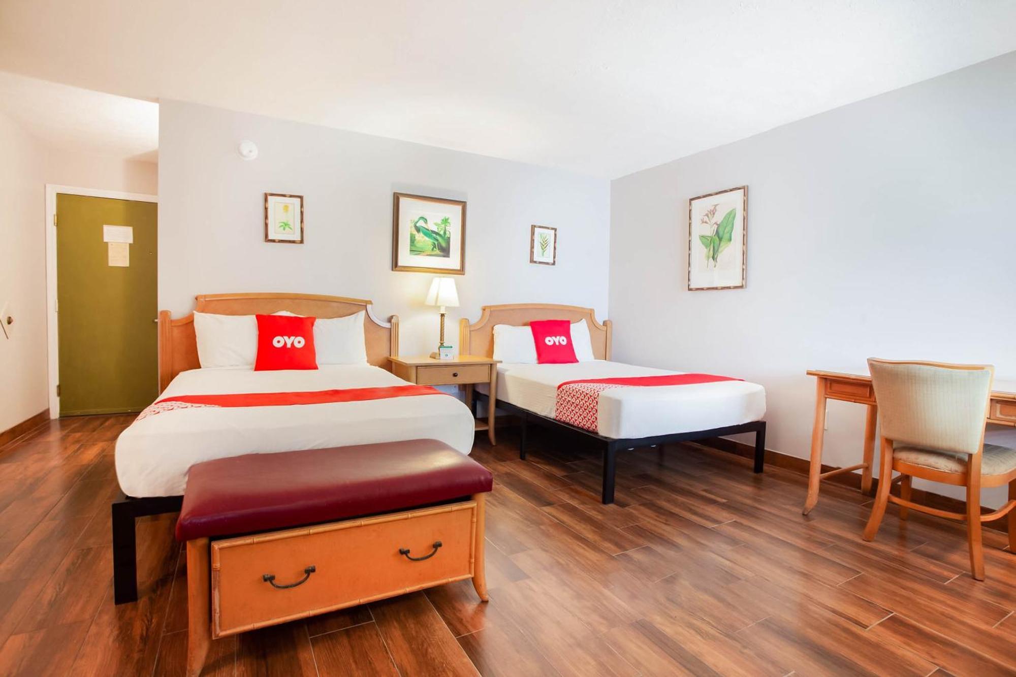 Oyo Waterfront Hotel- Cape Coral Fort Myers, Fl Exterior photo