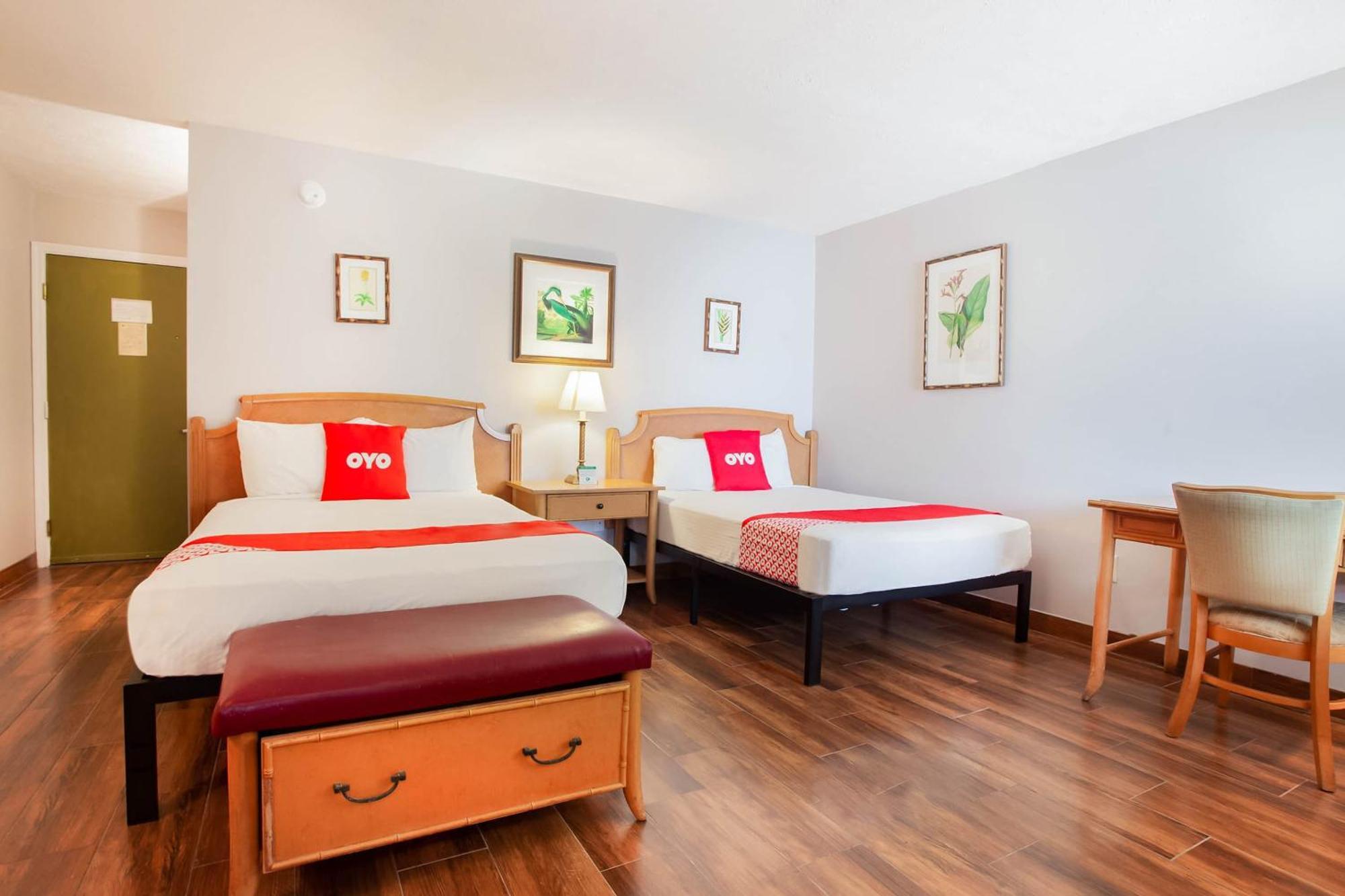 Oyo Waterfront Hotel- Cape Coral Fort Myers, Fl Exterior photo